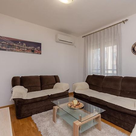City Compass Apartment 2 Podgorica Zewnętrze zdjęcie